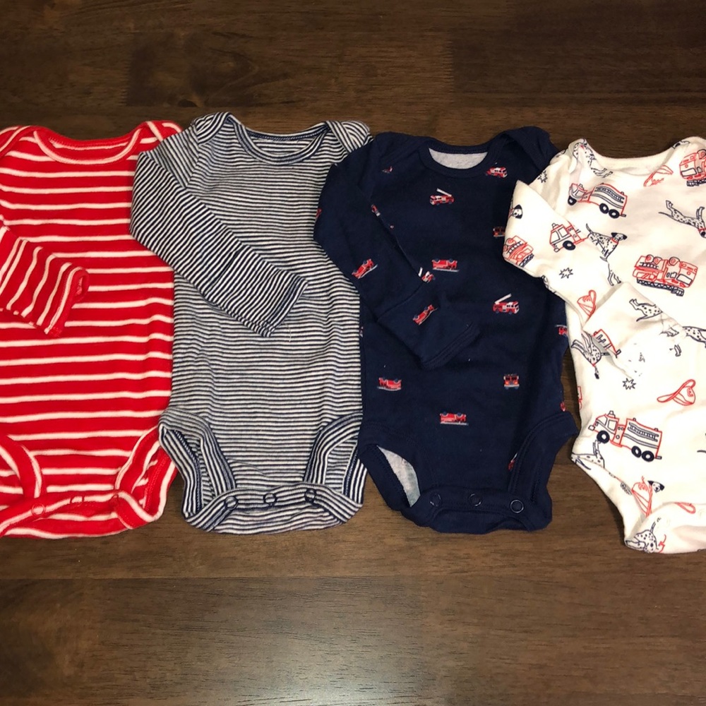 Carter's newborn long sleeve onesies